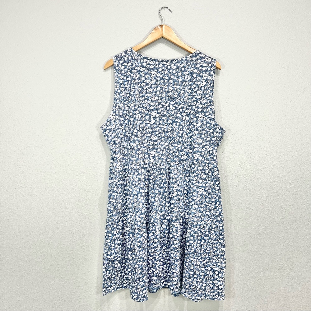 NWOT Boutique Floral Sleevless V-neck Shirt-Dress - Picture 10 of 12